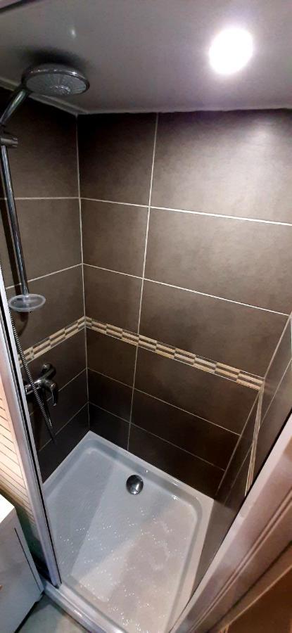 Studio 3 Etoiles Le 102, Aix Les Bains Centre Thermes Palace Le Beau Site إيكس ليه با المظهر الخارجي الصورة